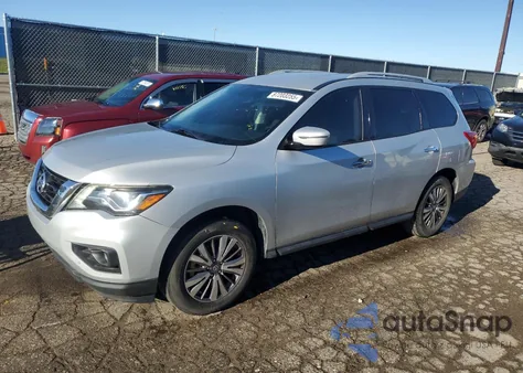 2017 Nissan Pathfinder S z USA, uszkodzony, nr VIN 5N1DR2MN0HC673515